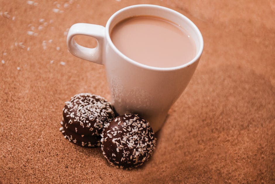 Lebkuchen mit Schokoladenüberzug glasieren